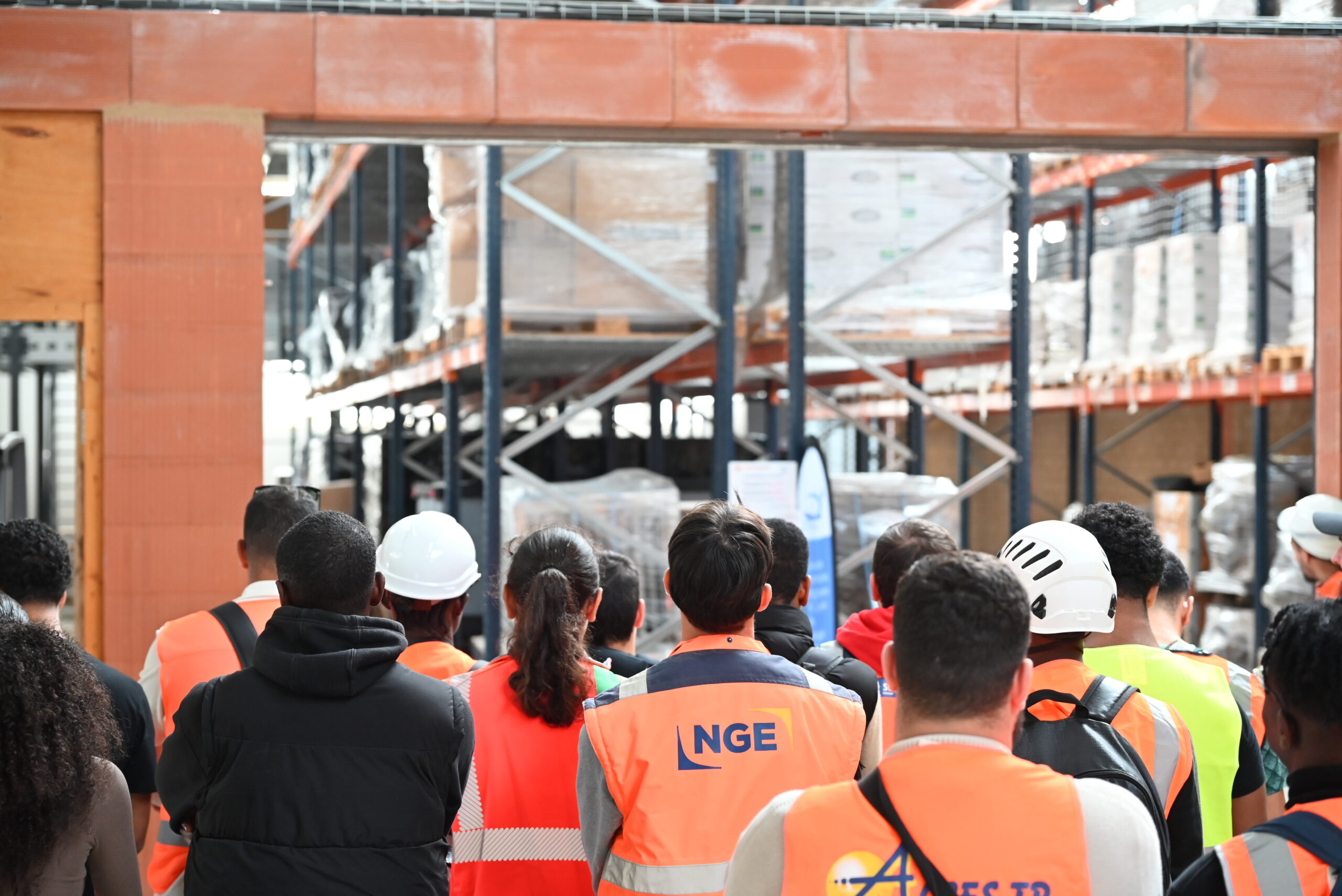 Groupe d'élèves lors de la visite de Cyneo